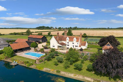 5.3 acres of Land for sale in Pakenham