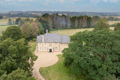 1.5 acres of Country Home for sale in Bremhill