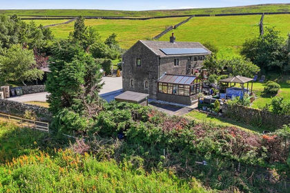 6 acres of Farmhouse for sale in Wadsworth