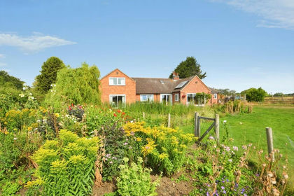 3 acres of House with Land for sale in Bleasby