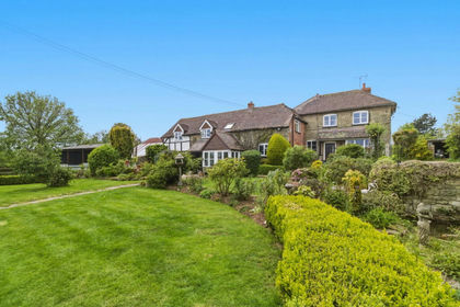 130 acres of Farm for sale in Linton (Bromyard Bringsty Ward)