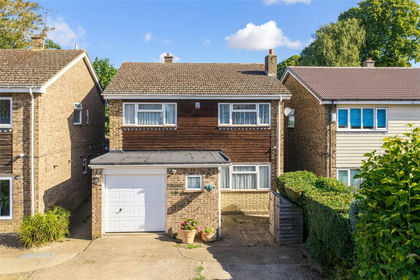 1.3 acres of House with Land for sale in Northill