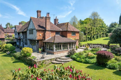5 acres of House with Land for sale in Goudhurst