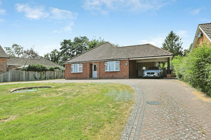 2.5 acres of House with Land for sale in Bradenham