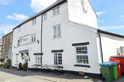 Pub for sale in Bampton