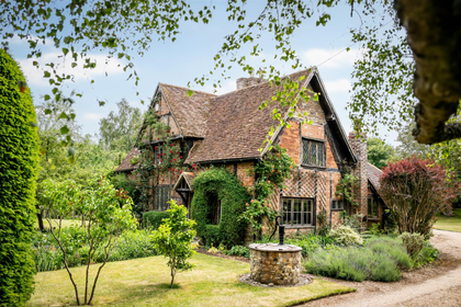 1.6 acres of Cottage for sale in Great Gaddesden