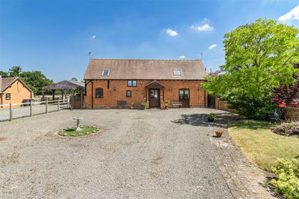 Barn Conversion for sale in Maxstoke
