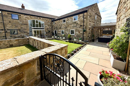 Barn Conversion for sale in Sitlington