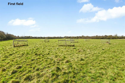 27.5 acres of Agricultural Land for sale in Grendon Underwood