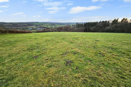 7.5 acres of Agricultural Land for sale in Kington Rural