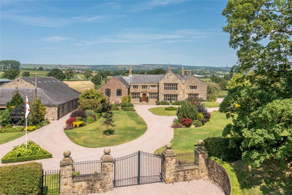 17 acres of House with Land for sale in Ribchester