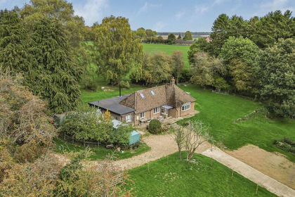 1.5 acres of Land for sale in Little Gaddesden