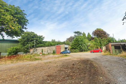 Derelict property for sale in Slaugham