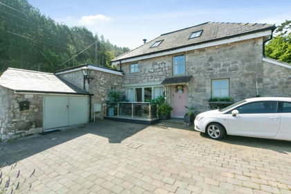 Barn Conversion for sale in Llanddulas and Rhyd-y-Foel