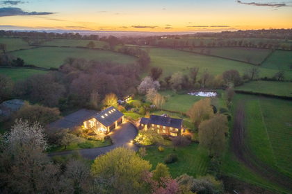 4 acres of Farmhouse for sale in Utkinton and Cotebrook