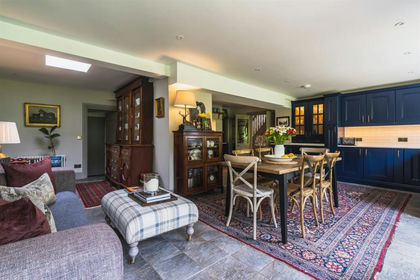 3.8 acres of House with Land for sale in Ullenhall