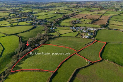 6.4 acres of Land for sale in Wendron