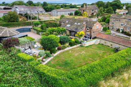 Land for sale in Notton