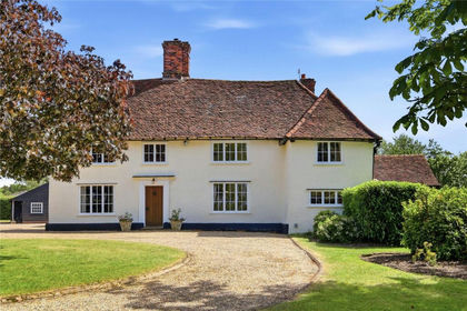 8 acres of House with Land for sale in Felsted