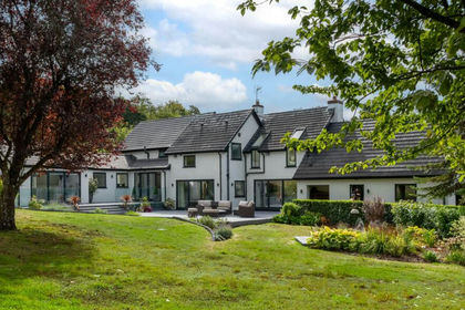 4 acres of Country Home for sale in Winscombe and Sandford