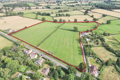 4.3 acres of Pasture for sale in Holwell