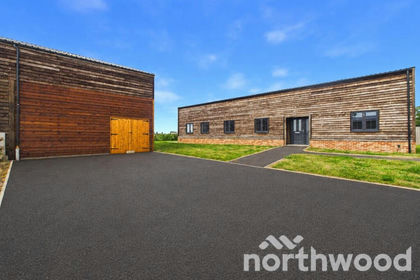 Barn Conversion for sale in St. Mary in the Marsh