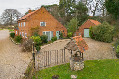 Land for sale in Bacton