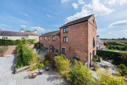 Barn Conversion for sale in Tarvin