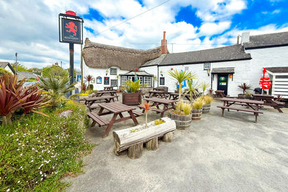 Pub for sale in Mawnan