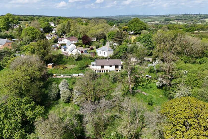 1 acre of House with Land for sale in Cookbury