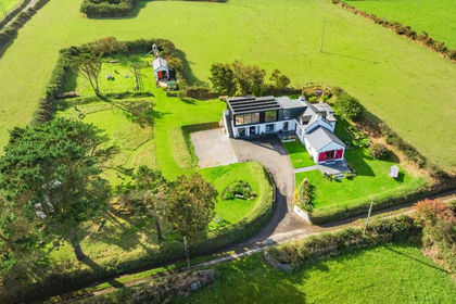 1 acre of Land for sale in Llanrhian