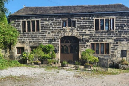 4 acres of Barn Conversion for sale in Erringden