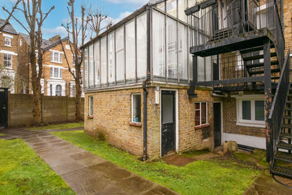 Land for sale in Richmond Park