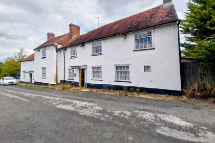 Pub for sale in Clarendon Park