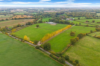 22 acres of Agricultural Land for sale in Whepstead