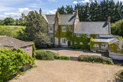 3.8 acres of Farmhouse for sale in Cannington