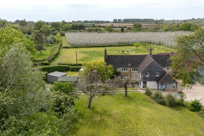 2.5 acres of Country Home for sale in Kingsbury Episcopi