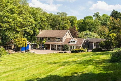 1.6 acres of Land for sale in Thorpe Salvin