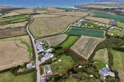 1 acre of House with Land for sale in St. Eval