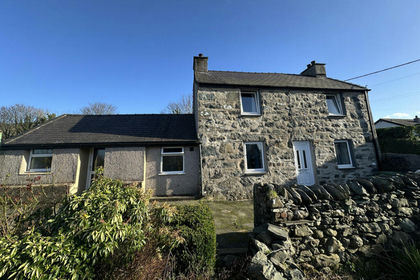 1.3 acres of Land for sale in Llanddeiniolen