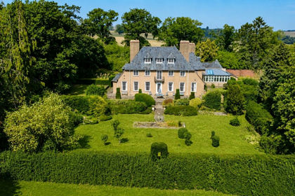6.3 acres of House with Land for sale in Trefnant