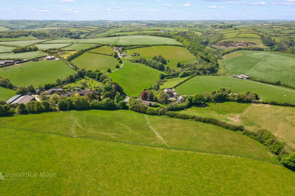 8 acres of House with Land for sale in Woodleigh