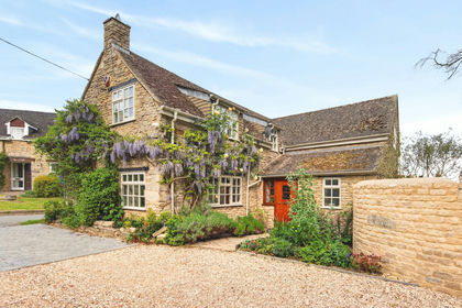 Barn Conversion for sale in Brackley