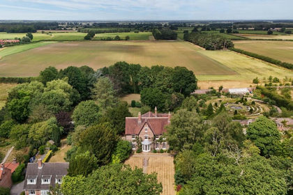 1.5 acres of Country Home for sale in Skipwith