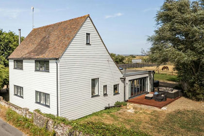 2.8 acres of Equestrian property for sale in Old Romney