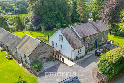 2.1 acres of House with Land for sale in Crymych