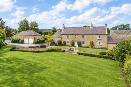 4.5 acres of House with Land for sale in Shotley Low Quarter