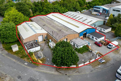 Warehouse for sale in Alton