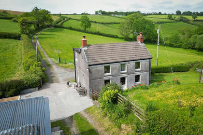 21.4 acres of Farm for sale in Newchurch and Merthyr