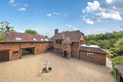 2 acres of House with Land for sale in Wanborough